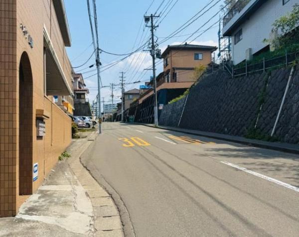 �y�Ԏ��z<br />