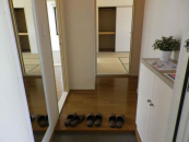 {s̈꓏}V | ŉw ꓏}V