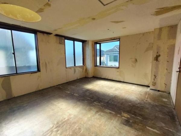 �y�Ԏ��z<br />