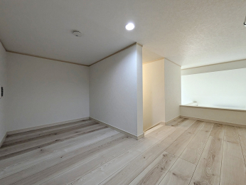 QUIET CRAB HOUSE mix�R�� | �꓏����A�p�[�g