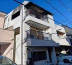 Osaka Metro�l�����ݗ��w�̈꓏����}���V����