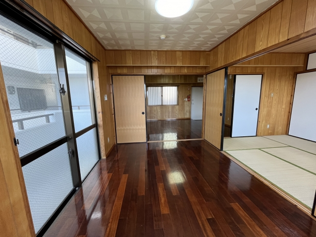 <br />