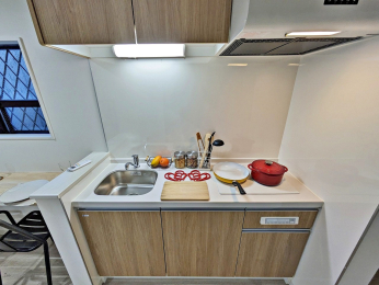QUIET CRAB HOUSE TOGETHER�ΐ쒬 | �꓏����A�p�[�g