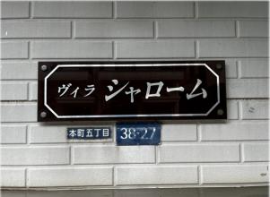 <br />