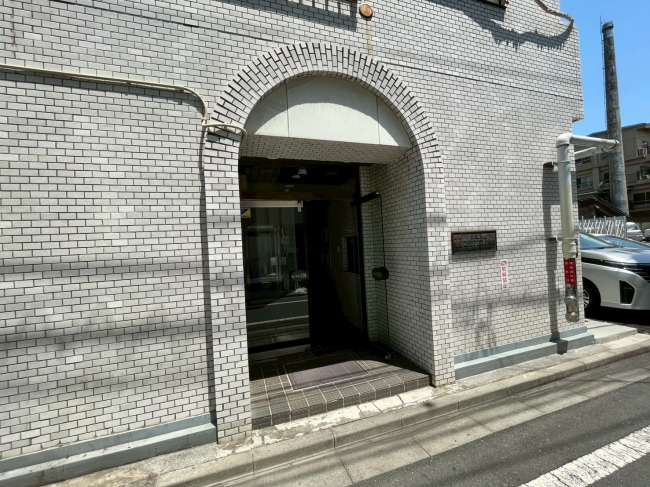 �y�G���g�����X�z<br />